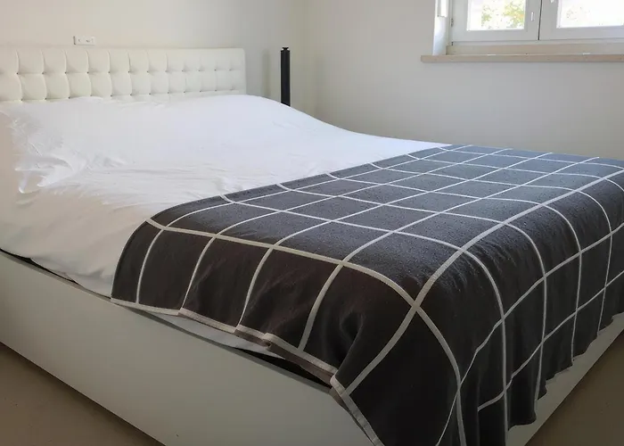 2 Bedroom Gorgeous In Apartman *