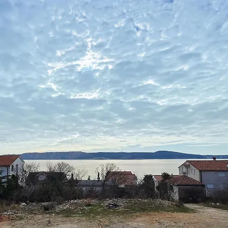 Apartman Stunning In With Wifi Novi Vinodolski